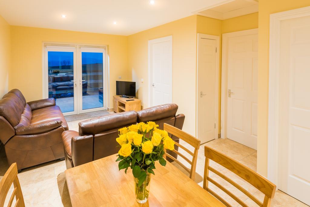 Elagh Cottages Londonderry Esterno foto